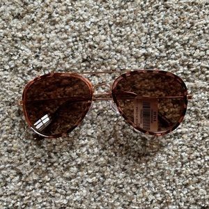 Buckle Aviator Sunglasses